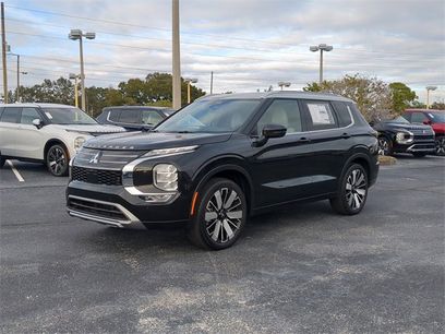 New 2025 Mitsubishi Outlander AWD