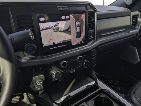 Used 2025 Ford F350 Platinum w/ Tremor Off-Road Package image 57