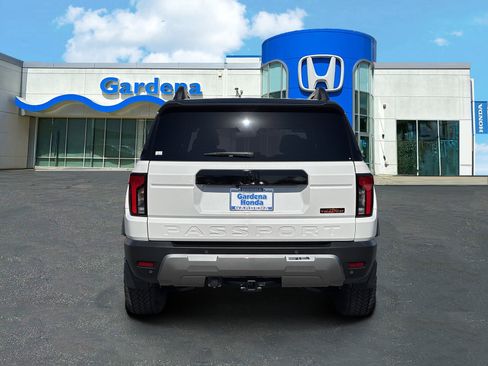 Used 2026 Honda Passport TrailSport Elite image 5