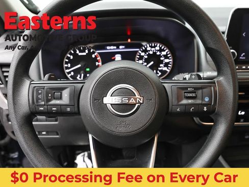 Used 2024 Nissan Rogue SV AWD/4WD image 10