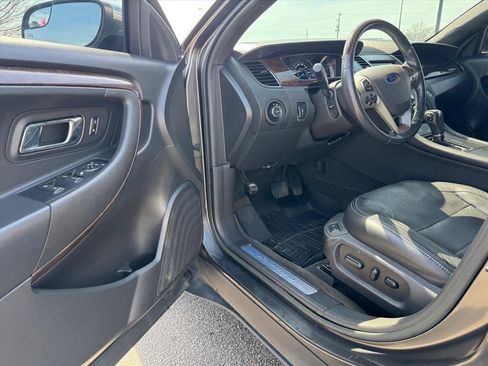 Used 2015 Ford Taurus Limited image 13