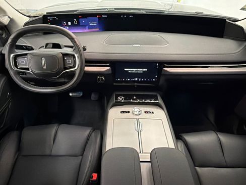 New 2026 Lincoln Navigator L Premier AWD/4WD image 22