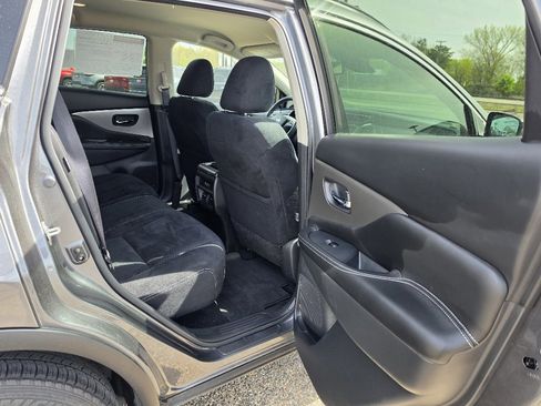 Used 2021 Nissan Murano SV AWD/4WD image 14