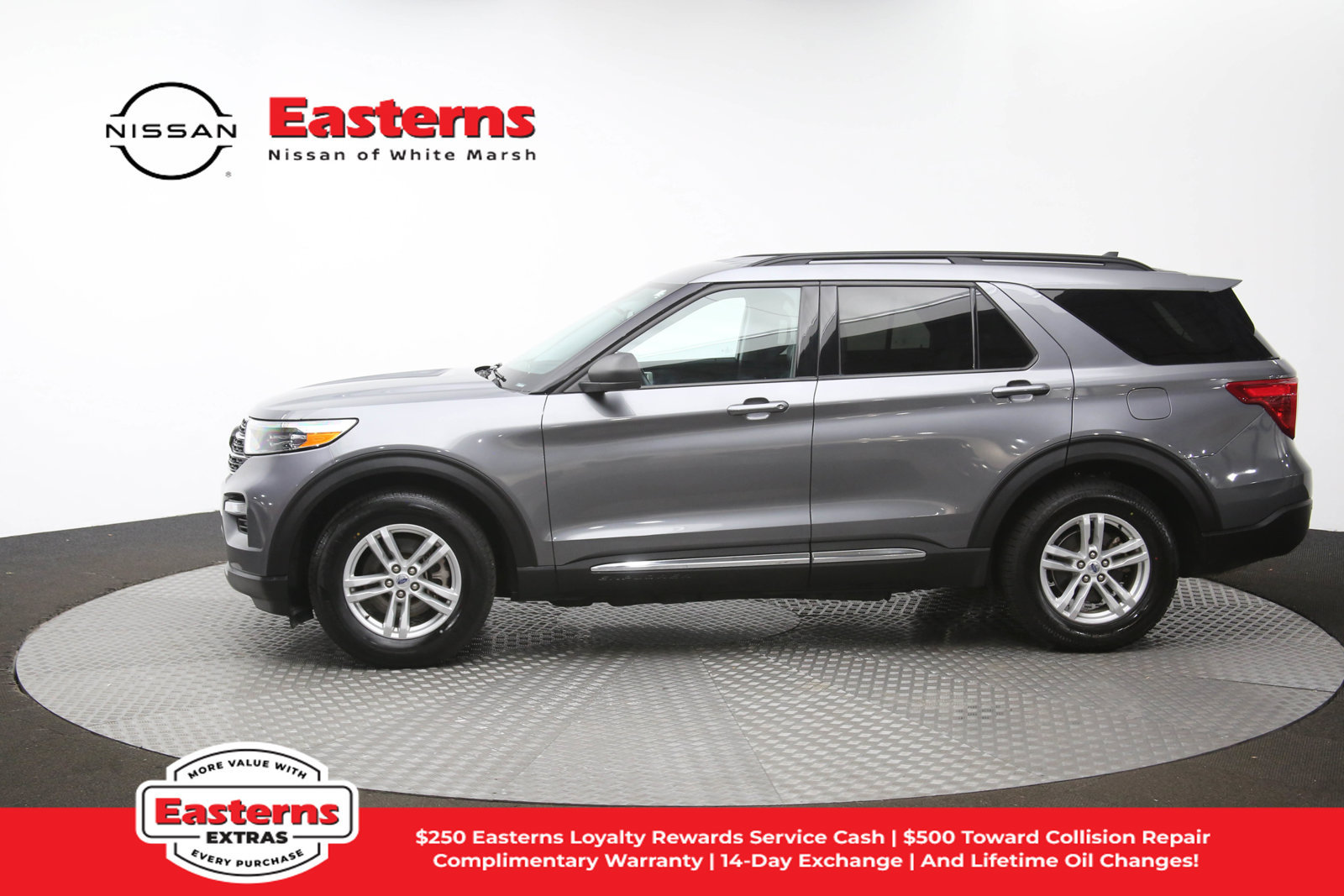 Used 2023 Ford Explorer XLT w/ Equipment Group 202A RWD image 59