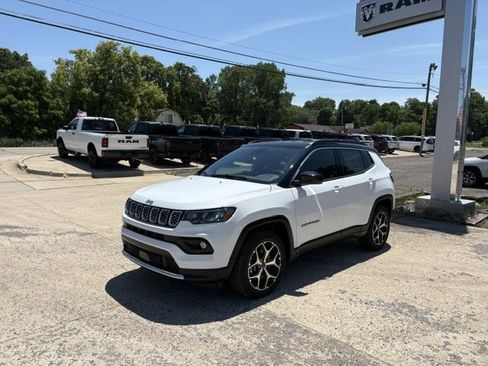 New 2026 Jeep Compass Limited AWD/4WD image 1