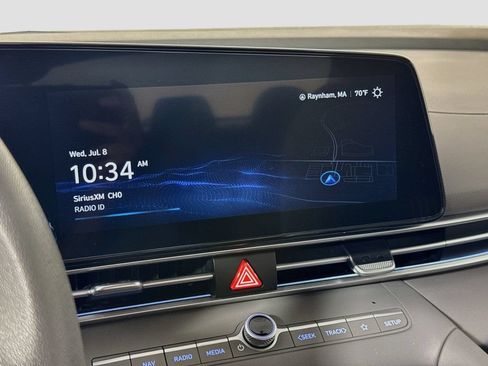 Used 2024 Hyundai Elantra SEL FWD image 21