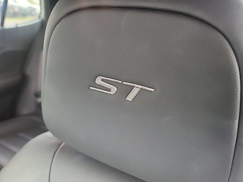 Used 2024 Buick Envista Sport Touring w/ Convenience I Package FWD image 12