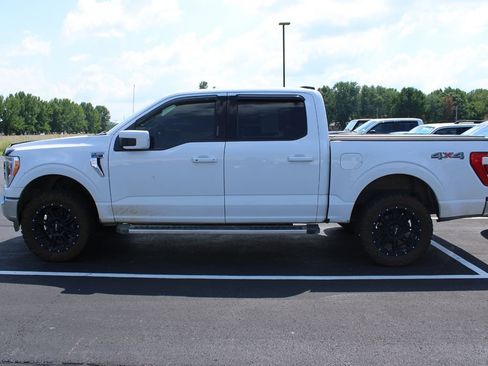 Used 2022 Ford F150 Lariat w/ Equipment Group 501A Mid AWD/4WD image 9