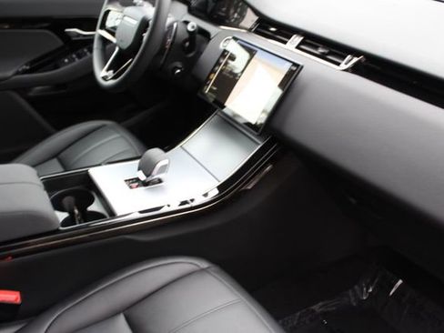 Used 2025 Land Rover Range Rover Evoque S image 27