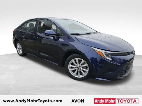 Used 2025 Toyota Corolla LE w/ LE Premium Package image 1