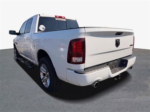 Used 2016 RAM 1500 Sport image 3