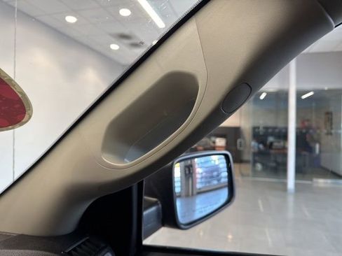 Used 2019 RAM 1500 Express image 34