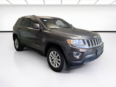 Used 2016 Jeep Grand Cherokee Laredo w/ Quick Order Package 23E RWD image 3