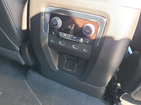 Used 2023 Chevrolet Tahoe High Country w/ Premium Package 2 image 16