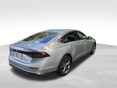 Used 2023 Honda Accord EX image 5