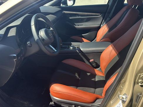 Used 2025 MAZDA MAZDA3 Carbon image 7