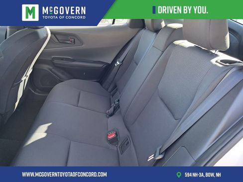 Used 2025 Toyota Prius LE image 13