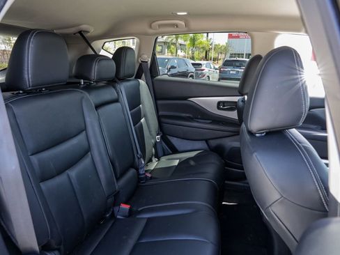 Used 2024 Nissan Murano SV w/ SV Midnight Edition Package FWD image 21