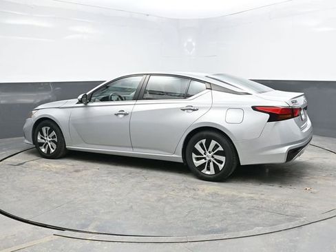 Used 2021 Nissan Altima 2.5 S image 4