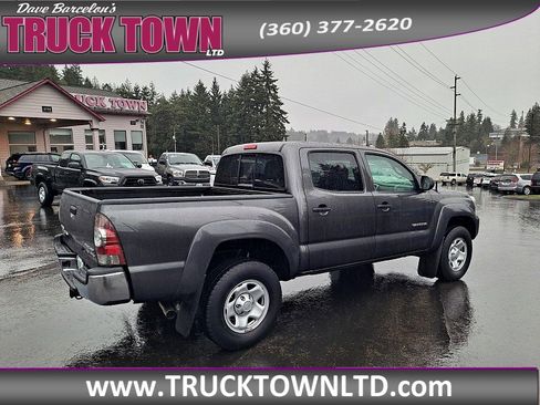 Used 2013 Toyota Tacoma PreRunner w/ SR5 Pkg image 3