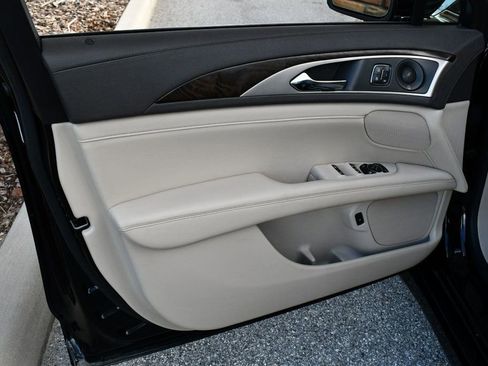 Used 2020 Lincoln MKZ Reserve image 37