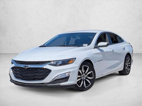 Used 2024 Chevrolet Malibu RS FWD image 1