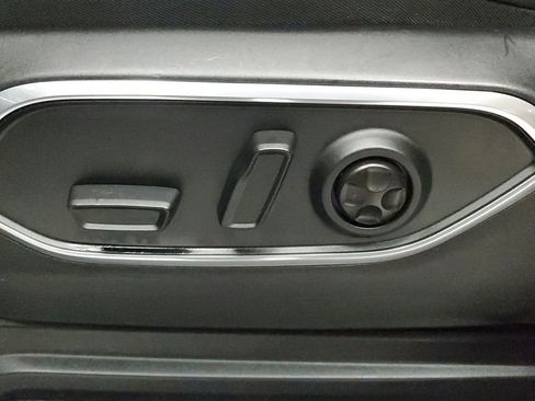 Used 2023 Jeep Wagoneer L Series II image 25