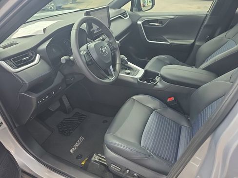 Certified 2025 Toyota RAV4 XSE w/ Weather Package AWD/4WD image 9