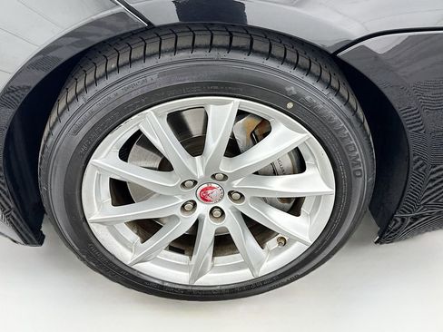 Used 2016 Jaguar F-TYPE Convertible image 23