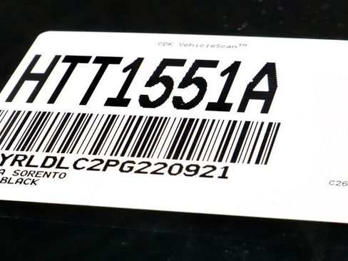 Used 2023 Kia Sorento S w/ Panoramic Sunroof Package image 39