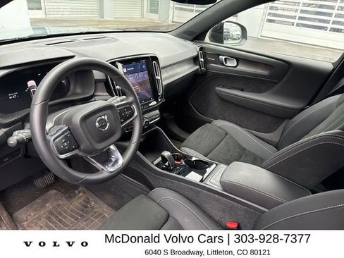Used 2023 Volvo XC40 Recharge Ultimate w/ Protection Package Premier AWD/4WD image 12