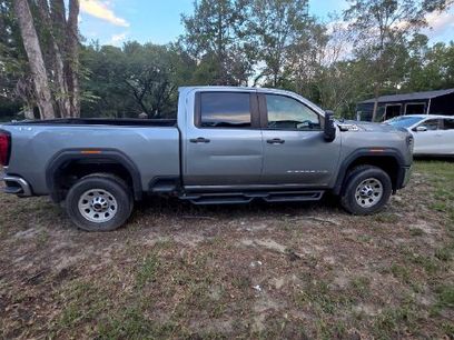 Used 2024 GMC Sierra 2500 Pro w/ Convenience Package