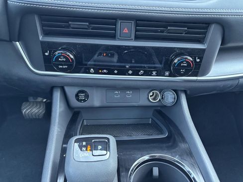 New 2026 Nissan Rogue SV AWD/4WD image 19