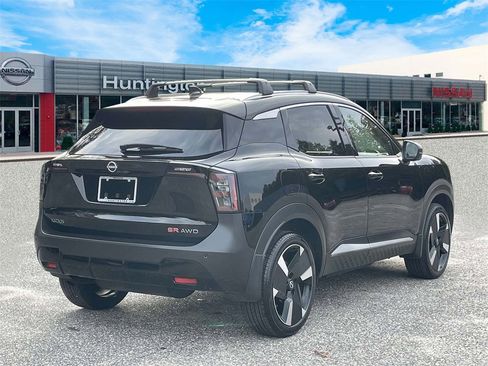 Certified 2025 Nissan Kicks SR w/ Illumination Package image 6