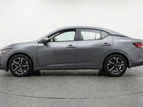 Used 2025 Nissan Sentra SV FWD image 5