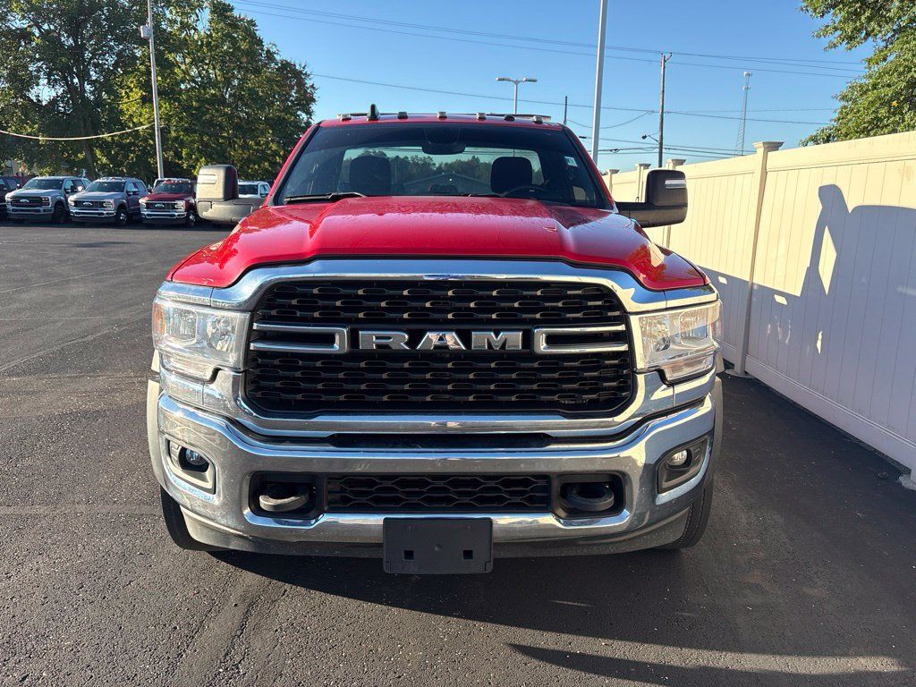 Used 2024 RAM 5500 SLT w/ Quick Order Package 2YG SLT RWD image 6