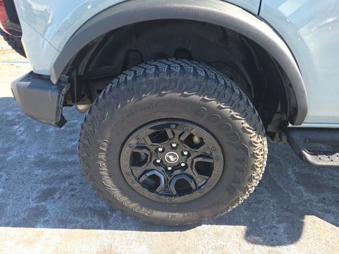 Used 2023 Ford Bronco Wildtrak AWD/4WD image 8