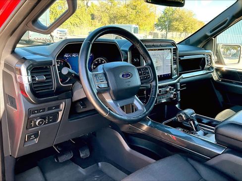 Certified 2022 Ford F150 XLT w/ Equipment Group 302A High image 18