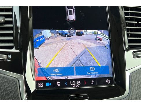 Used 2023 Volvo XC90 B5 Plus image 21