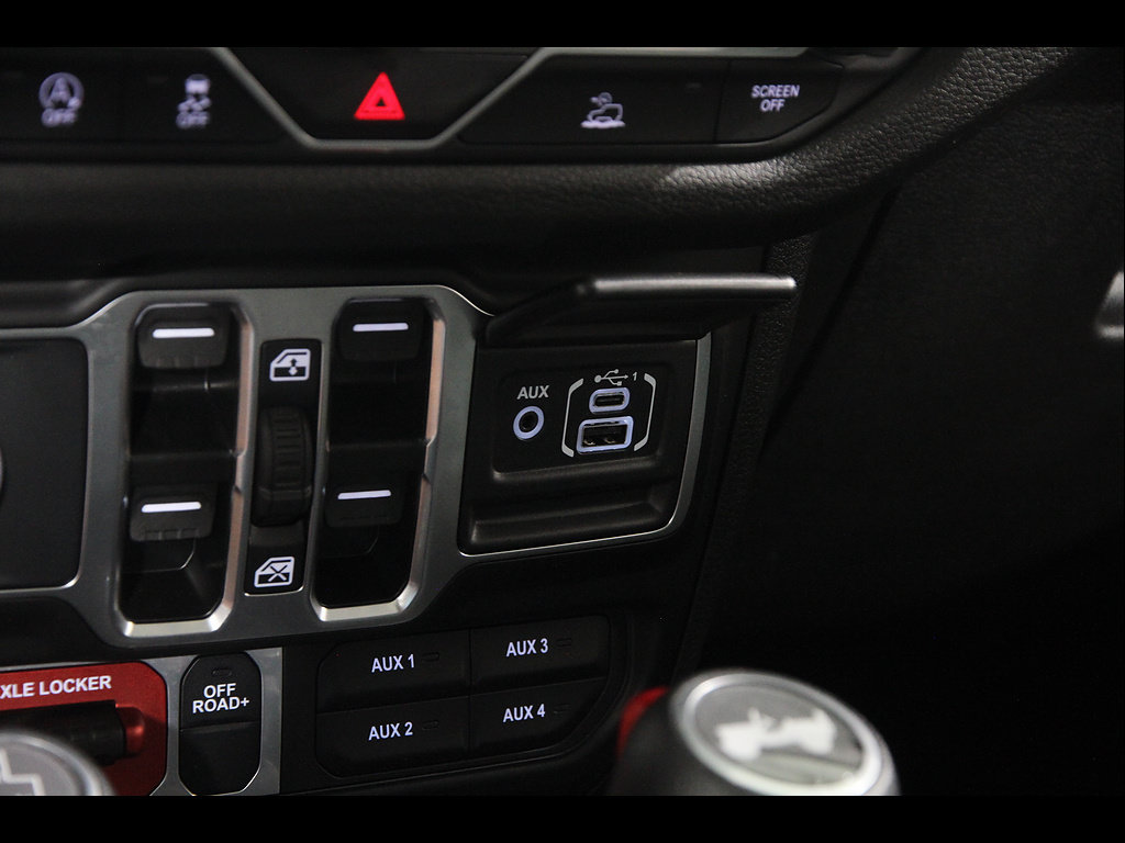 Used 2025 Jeep Wrangler Unlimited Sport AWD/4WD image 15