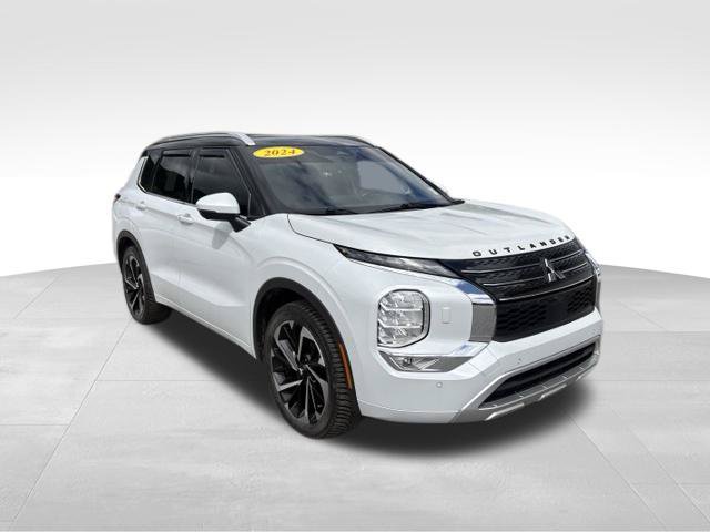 Used 2024 Mitsubishi Outlander SEL AWD/4WD image 8