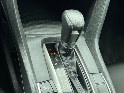 Used 2018 Honda Civic EX image 22