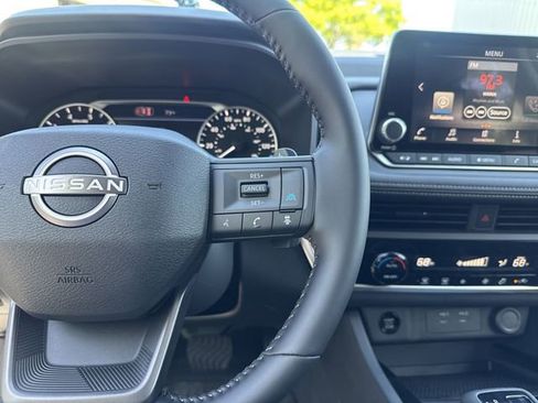 New 2026 Nissan Rogue SV AWD/4WD image 18