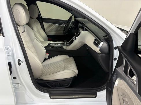 Used 2023 Genesis G70 3.3T w/ Sport Prestige Package image 12