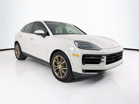 Certified 2024 Porsche Cayenne S AWD/4WD image 7
