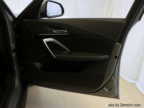 Certified 2025 BMW X2 xDrive28i image 34