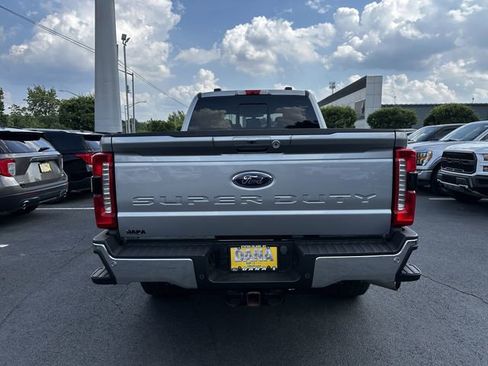 Used 2023 Ford F250 Lariat w/ Lariat Ultimate Package AWD/4WD image 6