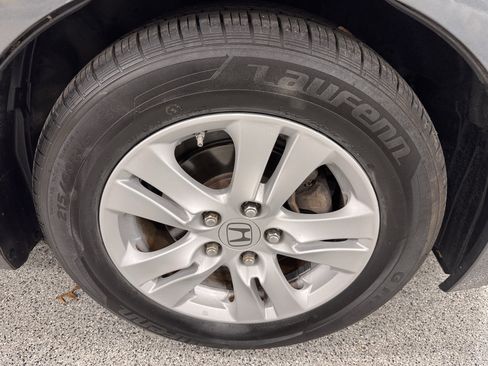 Used 2010 Honda Accord LX-P image 27