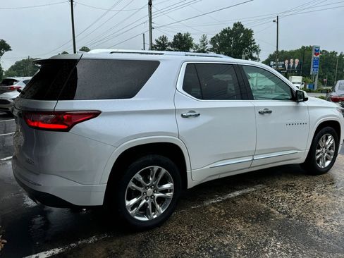 Used 2020 Chevrolet Traverse High Country FWD image 7