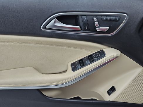 Used 2019 Mercedes-Benz GLA 250 image 23